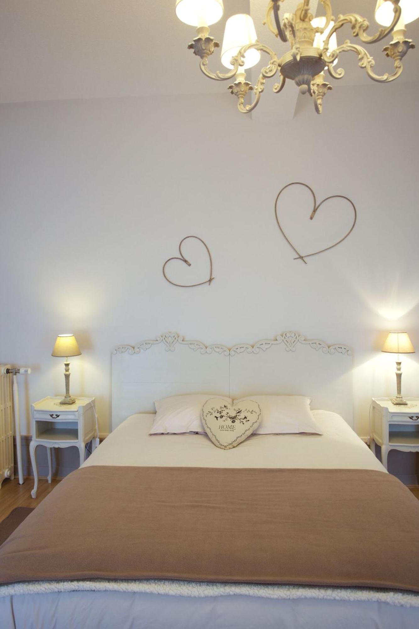 Chateau De Laforest - Les Hebergements Thizy-les-Bourgs Zimmer foto